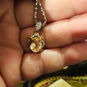 Beautiful citrine stone set in Sterling pendant and sterling 18, necklace chain
